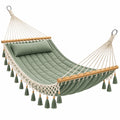 Hamac 200 x 100 cm en toile textile vert sauge avec barres en bois style bohème suspendu